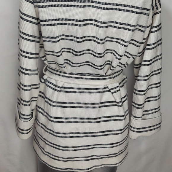Ivanka Trump Oversized Open Front Cardigan Size 2 - Picture 4 of 4